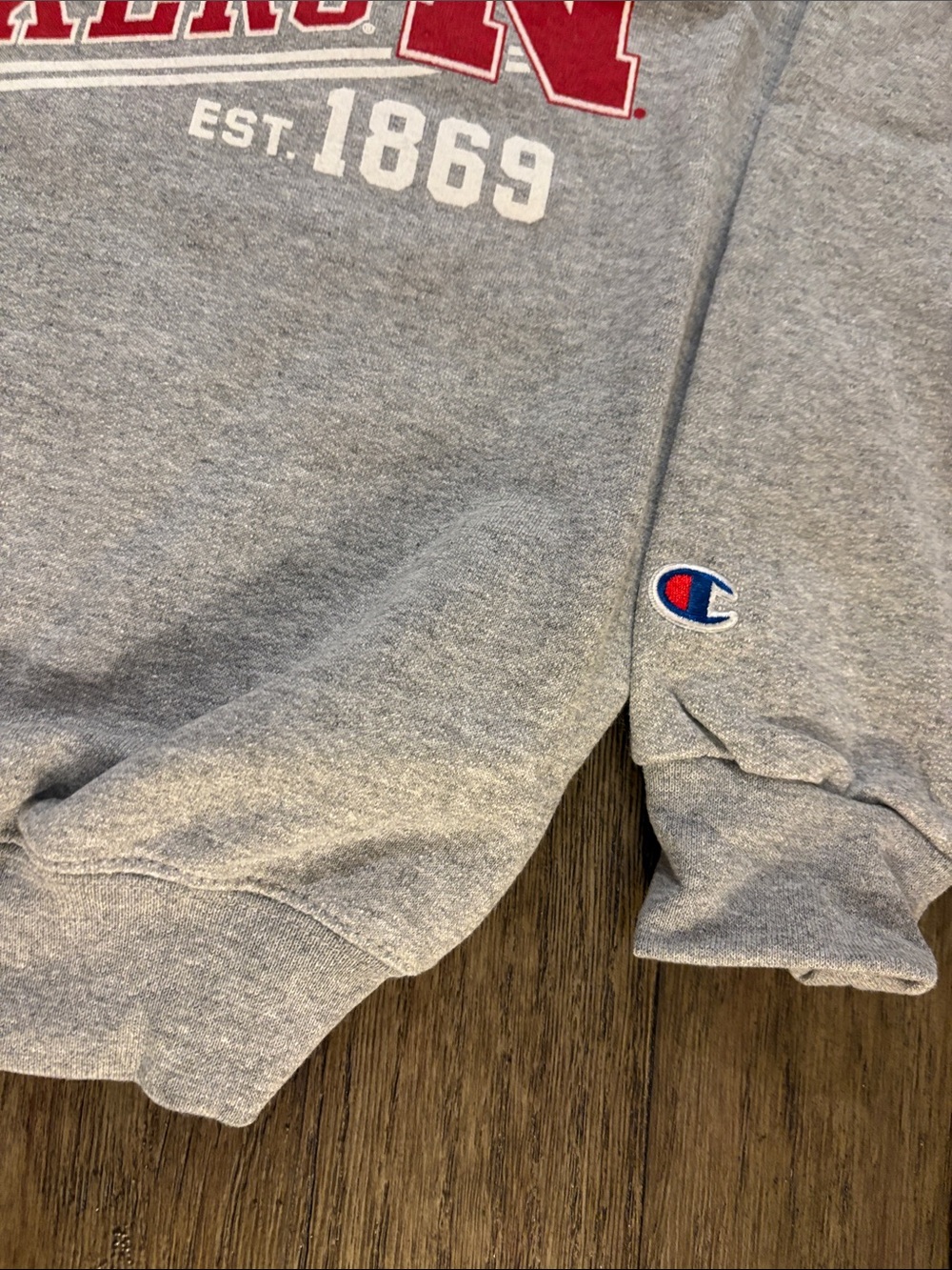 NWT [Champion] Nebraska Cornhuskers NCAA Crewneck Sweatshirt Youth M (7/8) - Picture 5 of 10
